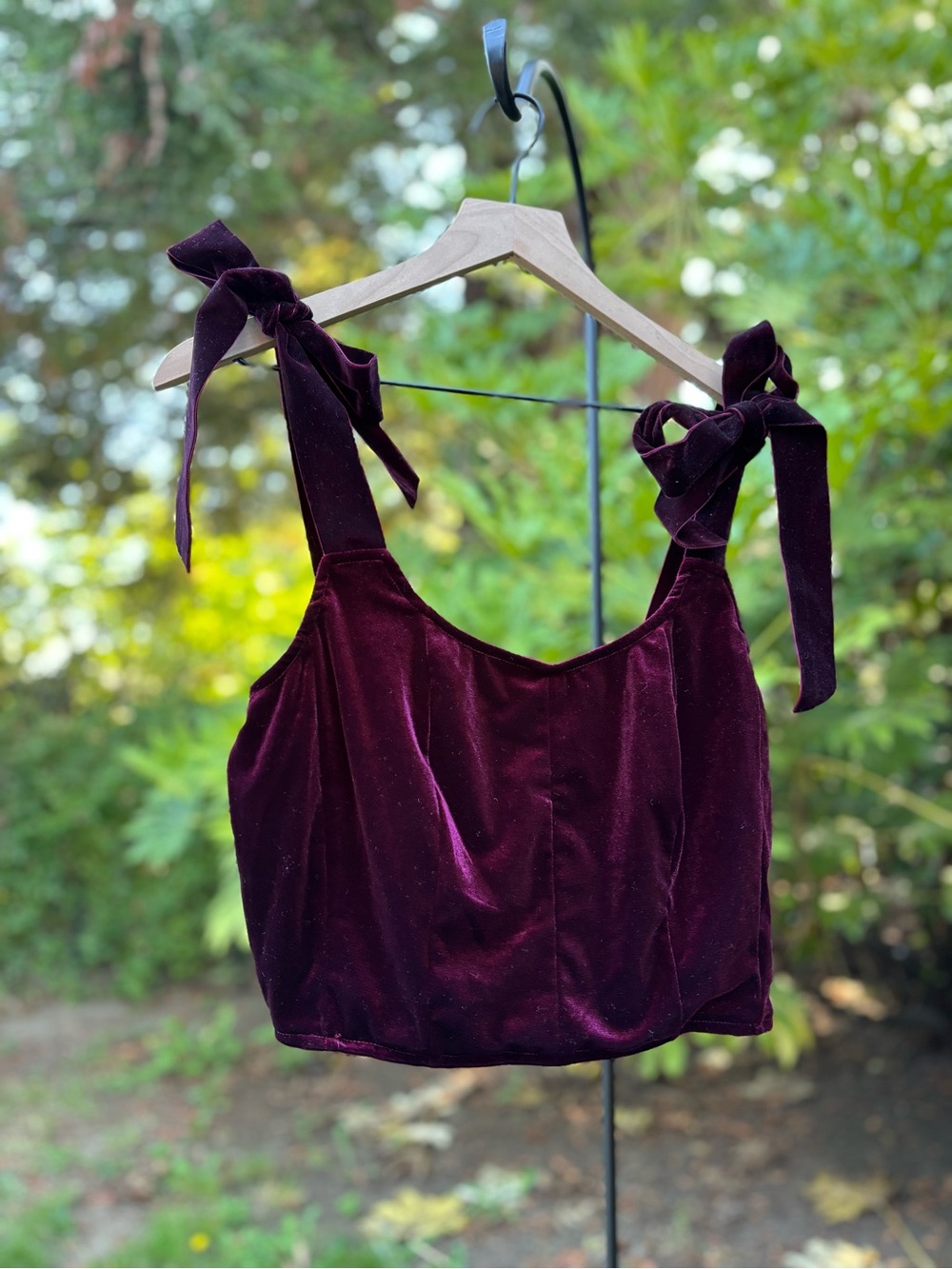 Velvet Tie-Shoulder Crop Top in Deep Burgundy